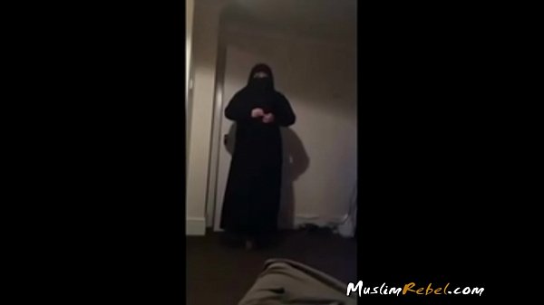 Arab Niqab Blowjob